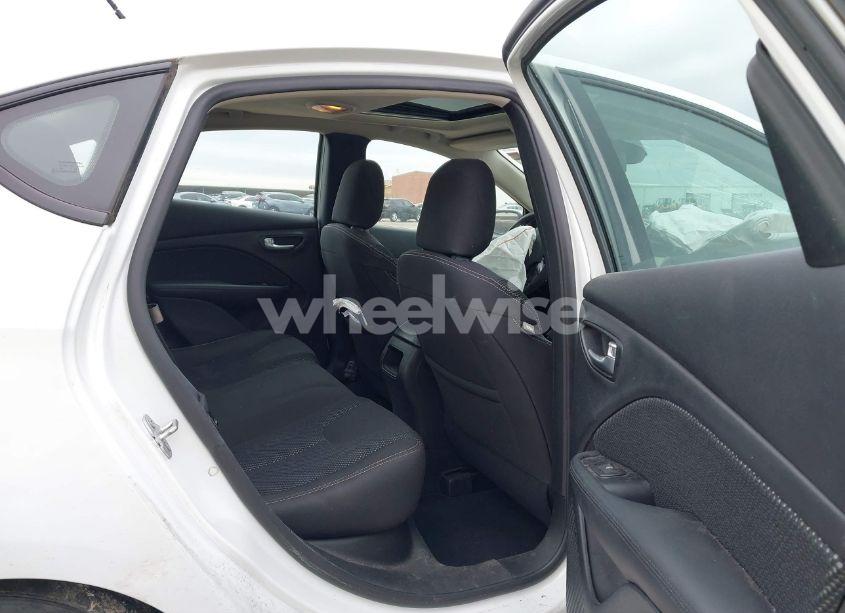 Photo 8 of 2015 Dodge Dart SXT (VIN 1C3CDFBB4FD302349)