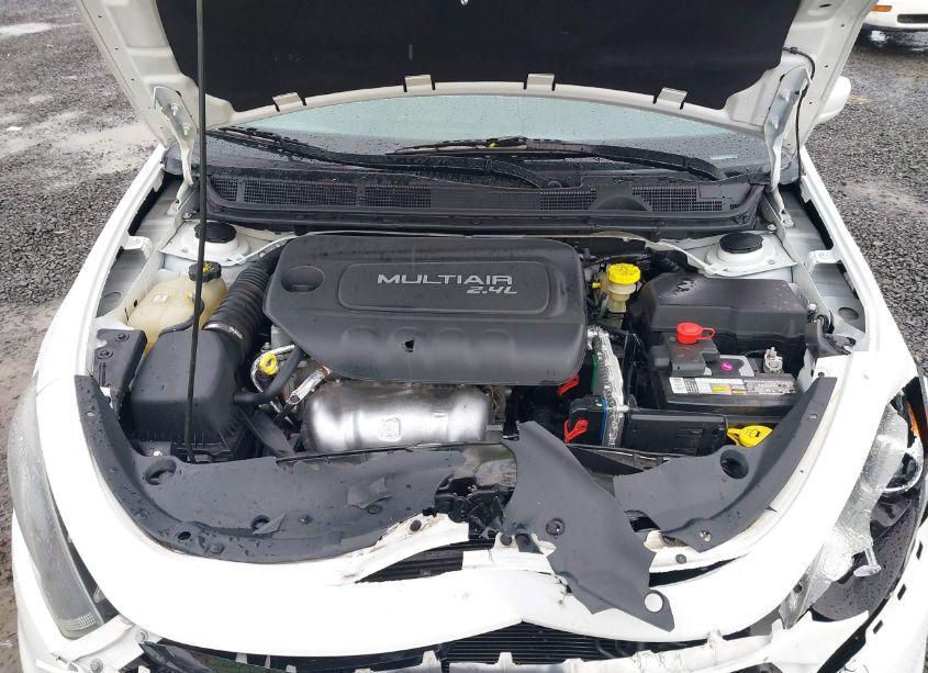 Photo 10 of 2016 Dodge Dart SXT (VIN 1C3CDFBB4GD613717)