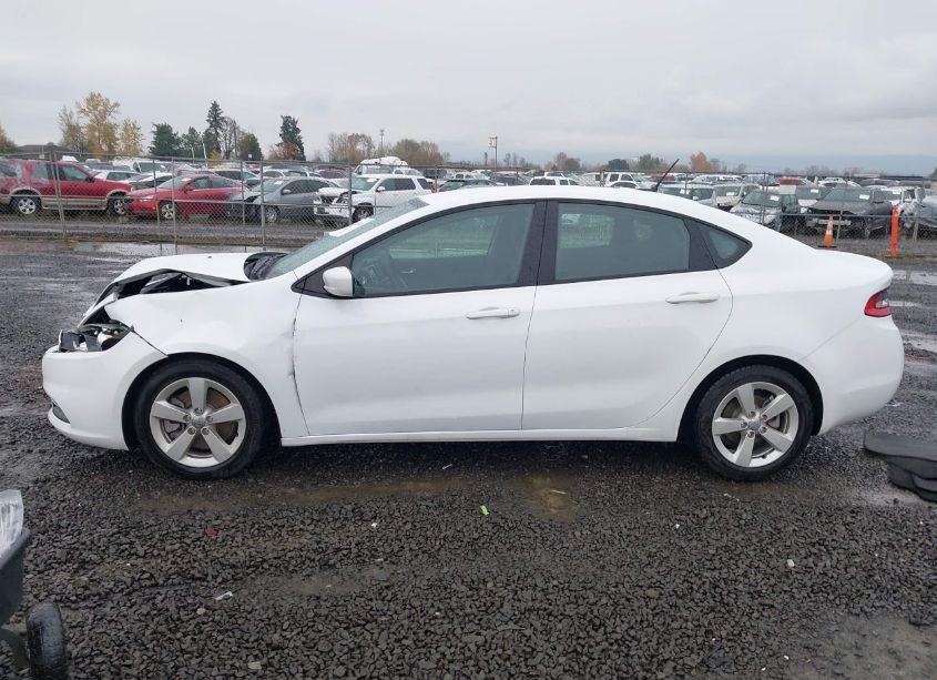 Photo 14 of 2016 Dodge Dart SXT (VIN 1C3CDFBB4GD613717)