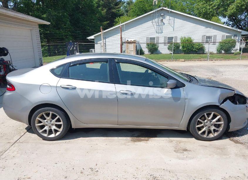 Photo 13 of 2015 Dodge Dart SXT (VIN 1C3CDFBB5FD213311)