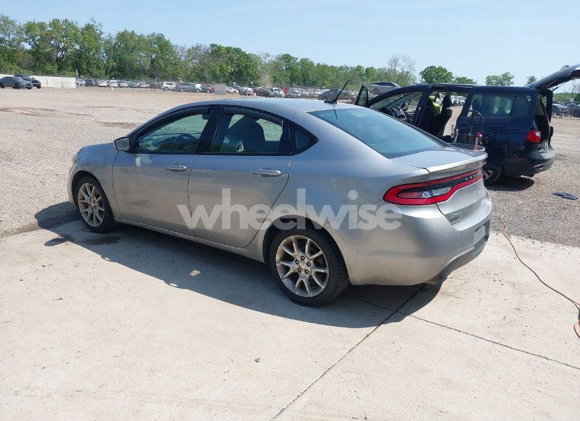 Photo 3 of 2015 Dodge Dart SXT (VIN 1C3CDFBB5FD213311)