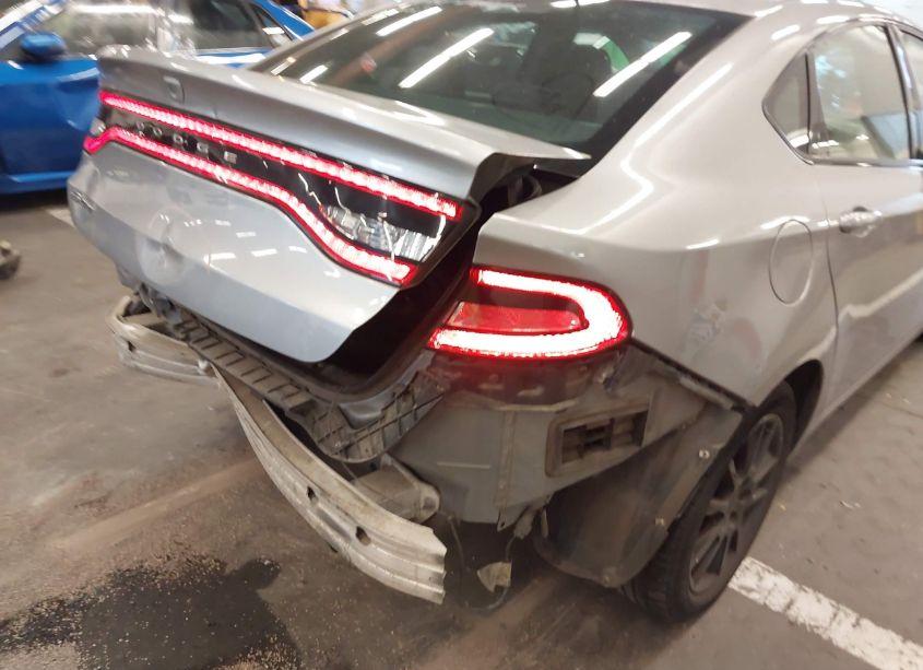 Photo 16 of 2015 Dodge Dart SXT (VIN 1C3CDFBB5FD242811)