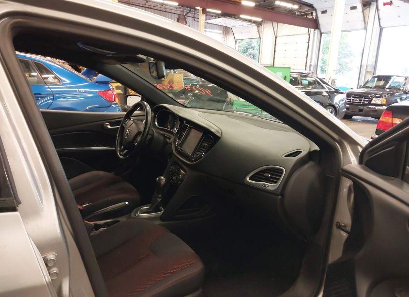 Photo 5 of 2015 Dodge Dart SXT (VIN 1C3CDFBB5FD242811)