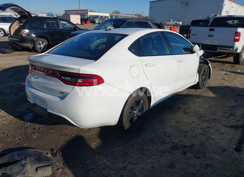 Photo 4 of 2015 Dodge Dart SXT (VIN 1C3CDFBB5FD319676)