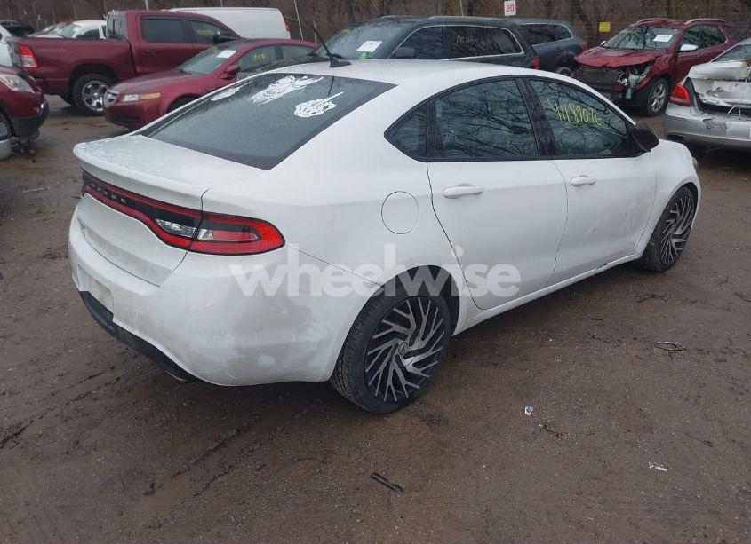 Photo 4 of 2015 Dodge Dart SXT (VIN 1C3CDFBB5FD345310)