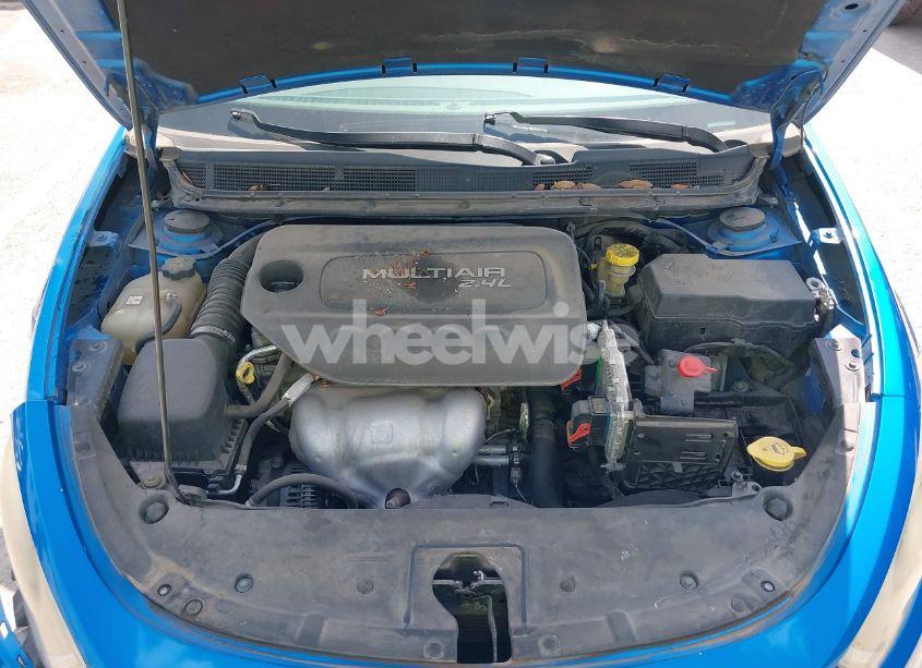 Photo 10 of 2015 Dodge Dart SXT (VIN 1C3CDFBB5FD352113)