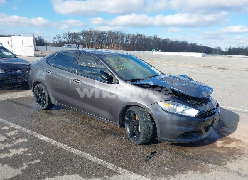 2015 Dodge Dart SXT (VIN 1C3CDFBB5FD435220) main photo