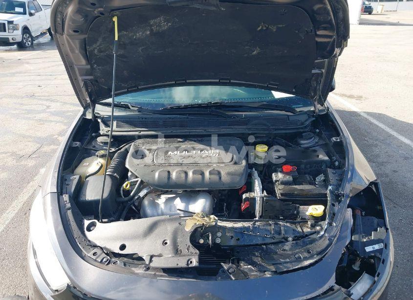 Photo 10 of 2015 Dodge Dart SXT (VIN 1C3CDFBB5FD435220)