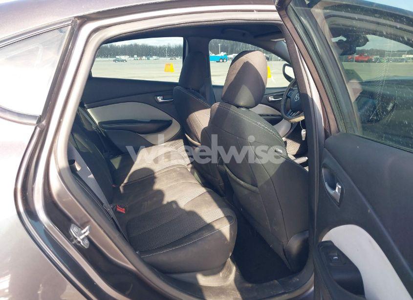 Photo 8 of 2015 Dodge Dart SXT (VIN 1C3CDFBB5FD435220)