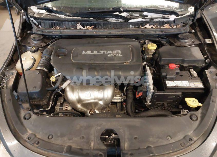 Photo 10 of 2016 Dodge Dart SXT (VIN 1C3CDFBB5GD564673)