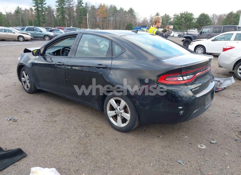 Photo 3 of 2016 Dodge Dart SXT (VIN 1C3CDFBB5GD605576)