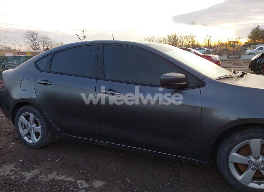 Photo 13 of 2015 Dodge Dart SXT (VIN 1C3CDFBB6FD205363)