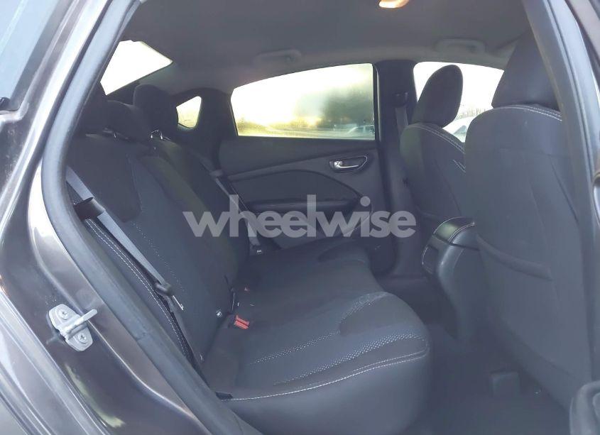 Photo 8 of 2015 Dodge Dart SXT (VIN 1C3CDFBB6FD205363)