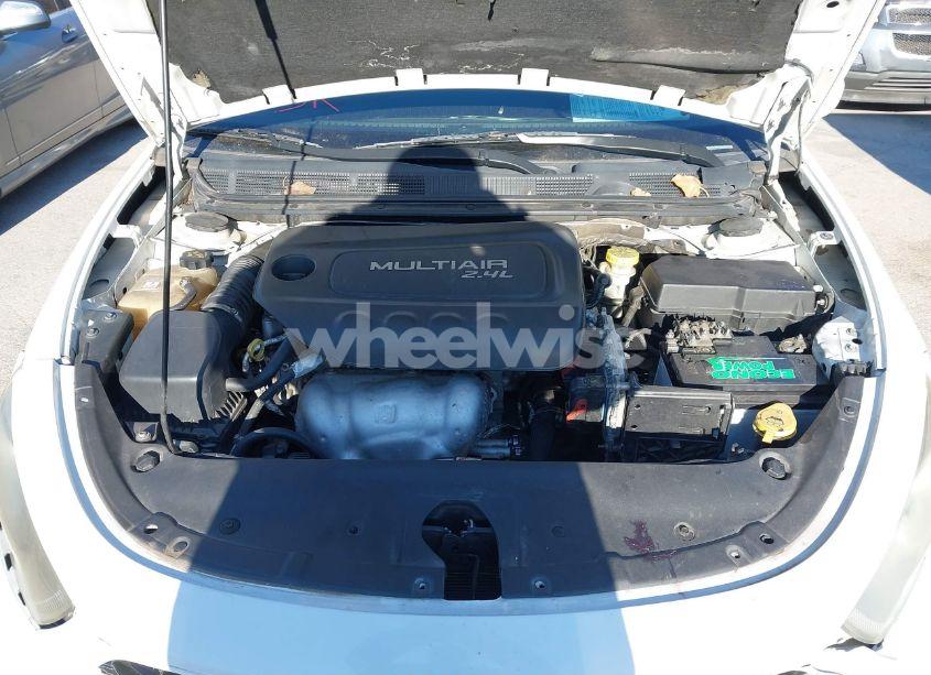 Photo 10 of 2015 Dodge Dart SXT (VIN 1C3CDFBB6FD265076)