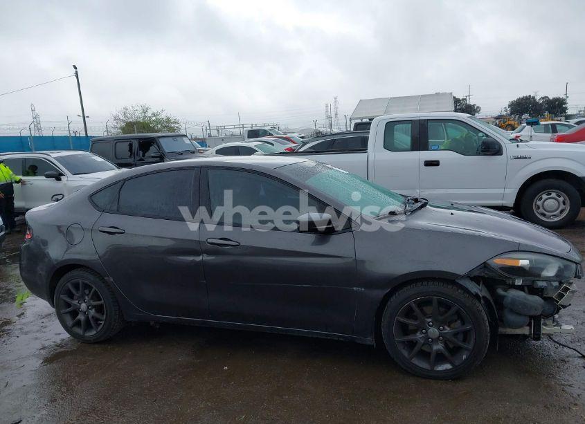 Photo 14 of 2015 Dodge Dart SXT (VIN 1C3CDFBB6FD301073)