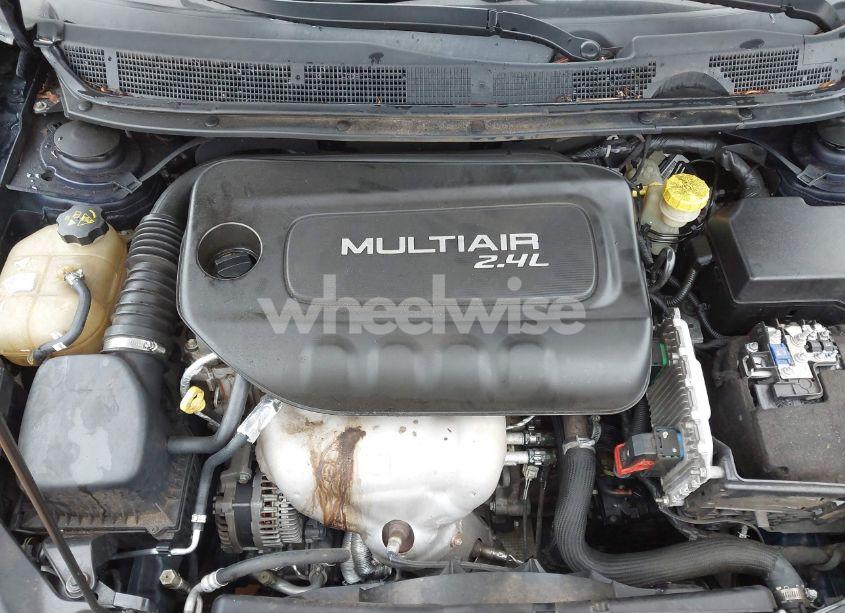 Photo 10 of 2015 Dodge Dart SXT (VIN 1C3CDFBB6FD351939)