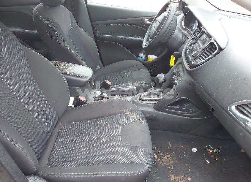 Photo 5 of 2015 Dodge Dart SXT (VIN 1C3CDFBB6FD351939)