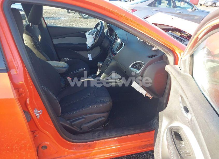 Photo 5 of 2015 Dodge Dart SXT (VIN 1C3CDFBB6FD378185)