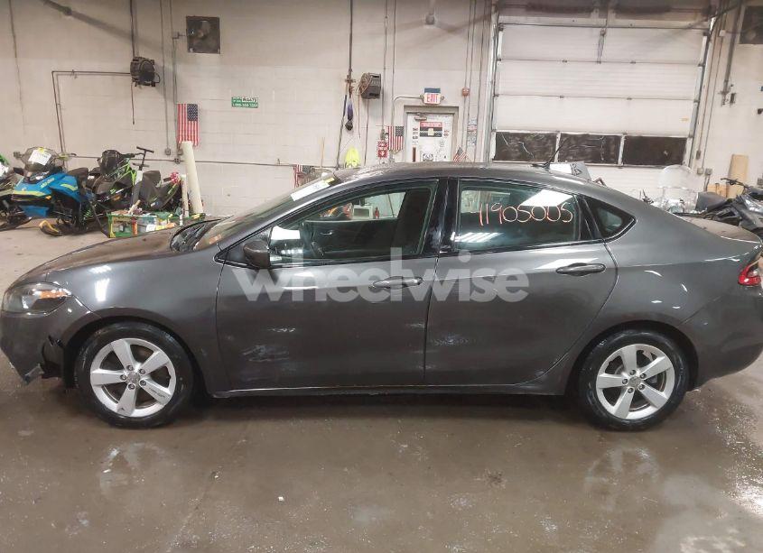 Photo 14 of 2016 Dodge Dart SXT (VIN 1C3CDFBB6GD538292)