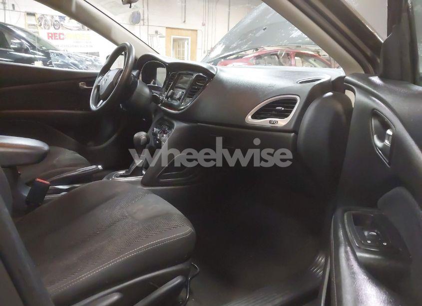 Photo 5 of 2016 Dodge Dart SXT (VIN 1C3CDFBB6GD538292)