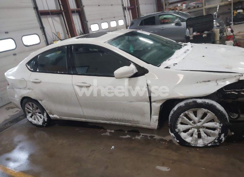 Photo 13 of 2014 Dodge Dart SXT (VIN 1C3CDFBB7ED673438)