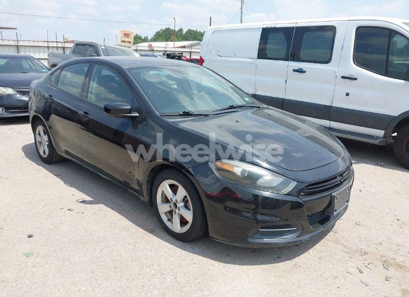 2015 Dodge Dart SXT (VIN 1C3CDFBB7FD222415) main photo