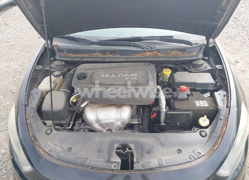 Photo 10 of 2015 Dodge Dart SXT (VIN 1C3CDFBB7FD330582)