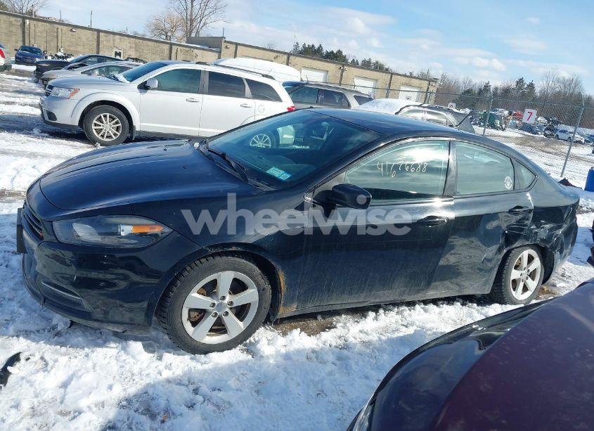 Photo 15 of 2015 Dodge Dart SXT (VIN 1C3CDFBB7FD346992)