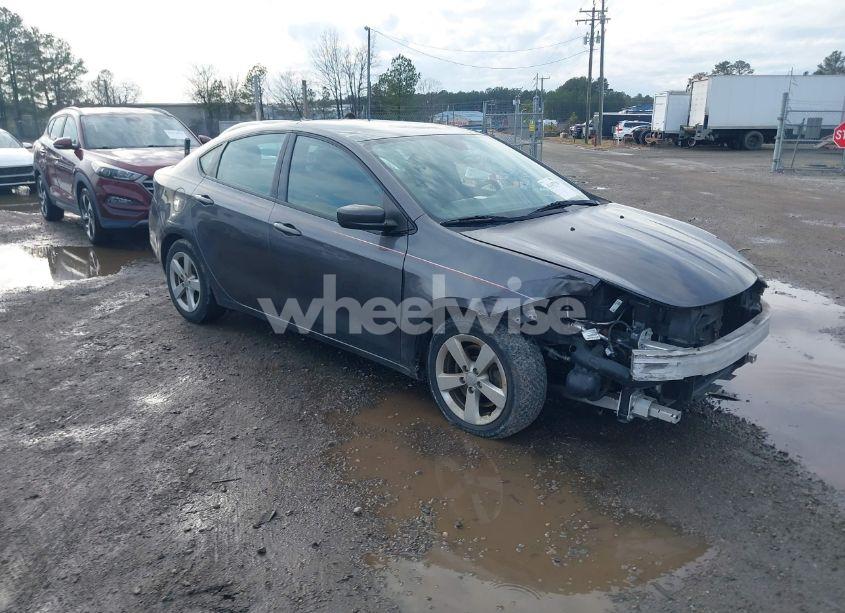 2015 Dodge Dart SXT (VIN 1C3CDFBB7FD374128) main photo