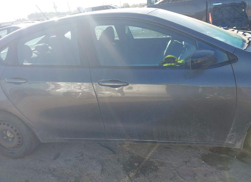 Photo 13 of 2015 Dodge Dart SXT (VIN 1C3CDFBB7FD390801)