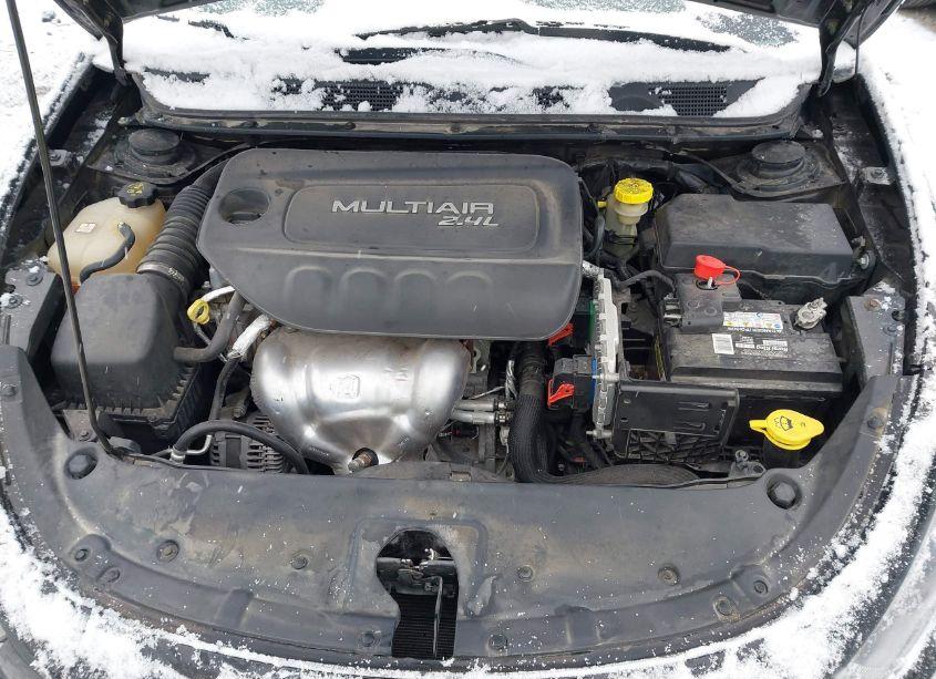 Photo 10 of 2016 Dodge Dart SXT (VIN 1C3CDFBB7GD592426)