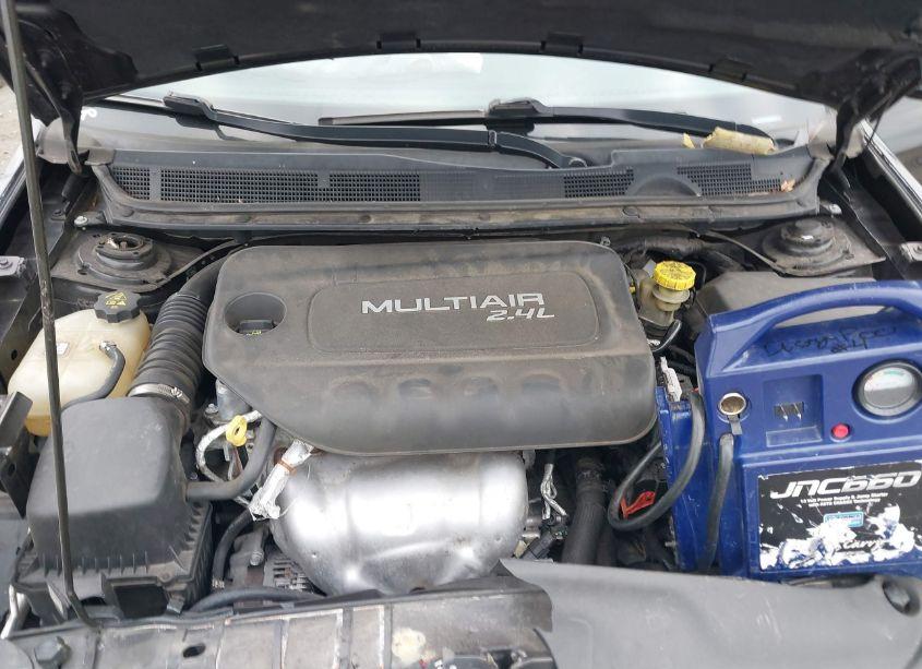 Photo 10 of 2015 Dodge Dart SXT (VIN 1C3CDFBB8FD173953)