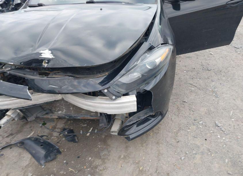 Photo 6 of 2015 Dodge Dart SXT (VIN 1C3CDFBB8FD173953)