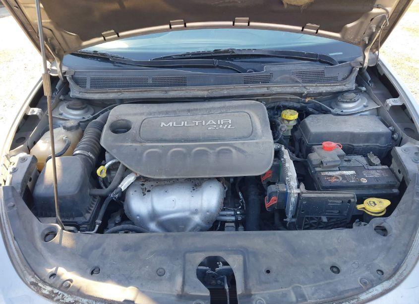 Photo 10 of 2015 Dodge Dart SXT (VIN 1C3CDFBB8FD205414)