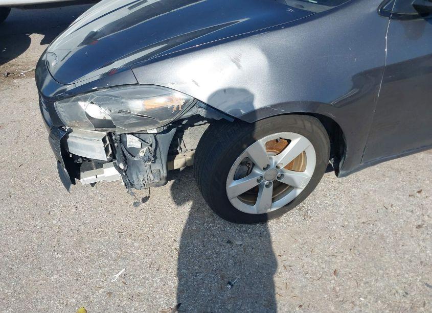 Photo 6 of 2015 Dodge Dart SXT (VIN 1C3CDFBB8FD281845)