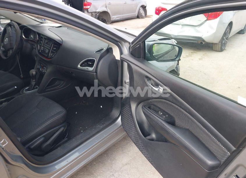 Photo 5 of 2015 Dodge Dart SXT (VIN 1C3CDFBB8FD336536)