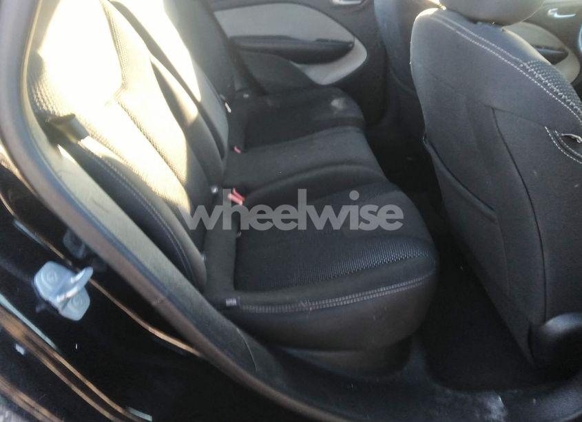 Photo 8 of 2015 Dodge Dart SXT (VIN 1C3CDFBB8FD410604)