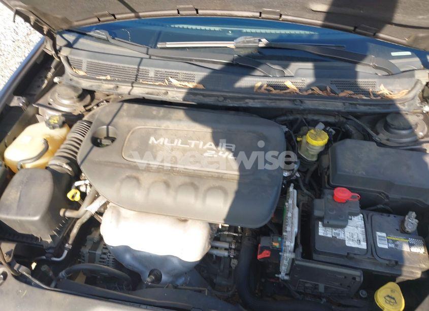 Photo 10 of 2016 Dodge Dart SXT (VIN 1C3CDFBB8GD555093)