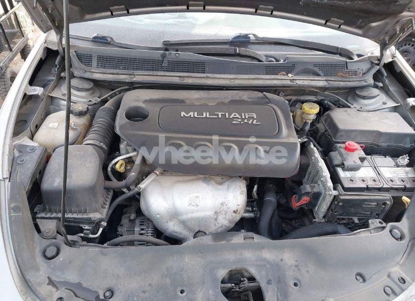 Photo 10 of 2016 Dodge Dart SXT (VIN 1C3CDFBB8GD750370)