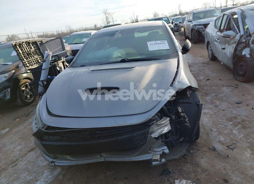 Photo 12 of 2016 Dodge Dart SXT (VIN 1C3CDFBB8GD750370)