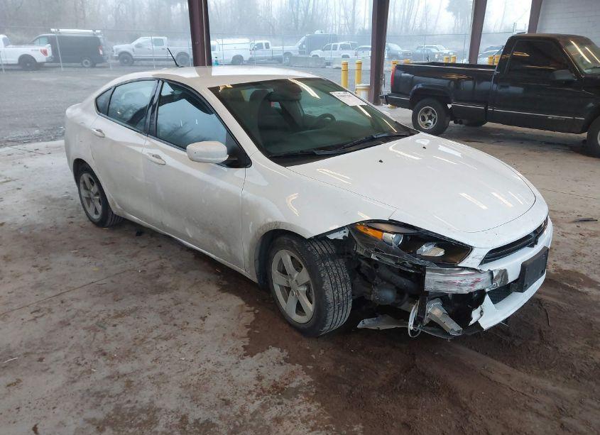 2015 Dodge Dart SXT (VIN 1C3CDFBB9FD159043) main photo