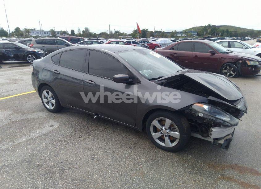 2015 Dodge Dart SXT (VIN 1C3CDFBB9FD221444) main photo