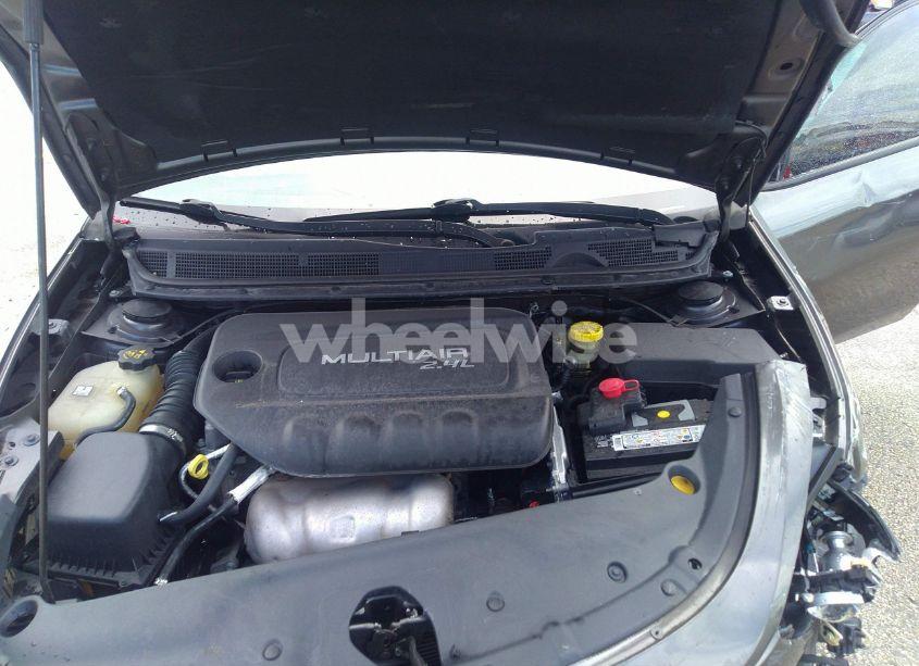 Photo 10 of 2015 Dodge Dart SXT (VIN 1C3CDFBB9FD221444)