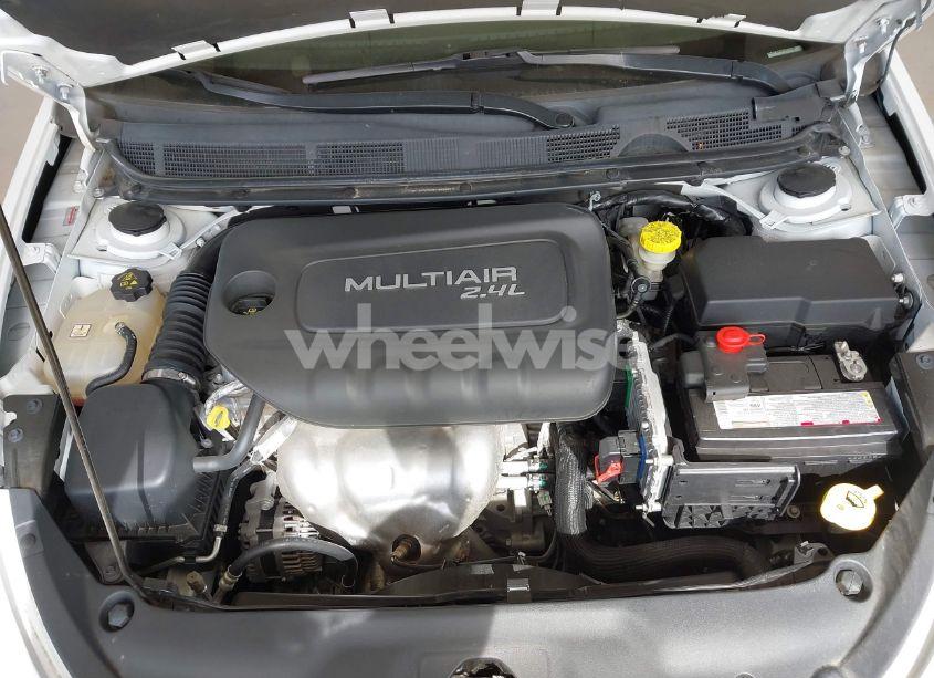 Photo 10 of 2015 Dodge Dart SXT (VIN 1C3CDFBB9FD276332)