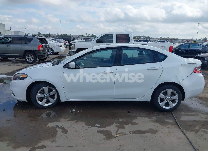 Photo 14 of 2015 Dodge Dart SXT (VIN 1C3CDFBB9FD278078)