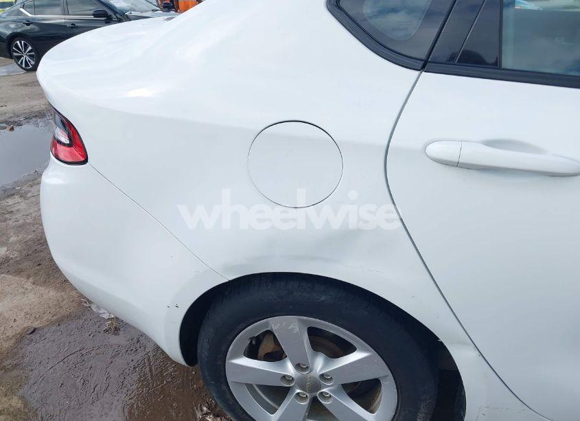 Photo 17 of 2015 Dodge Dart SXT (VIN 1C3CDFBB9FD278078)