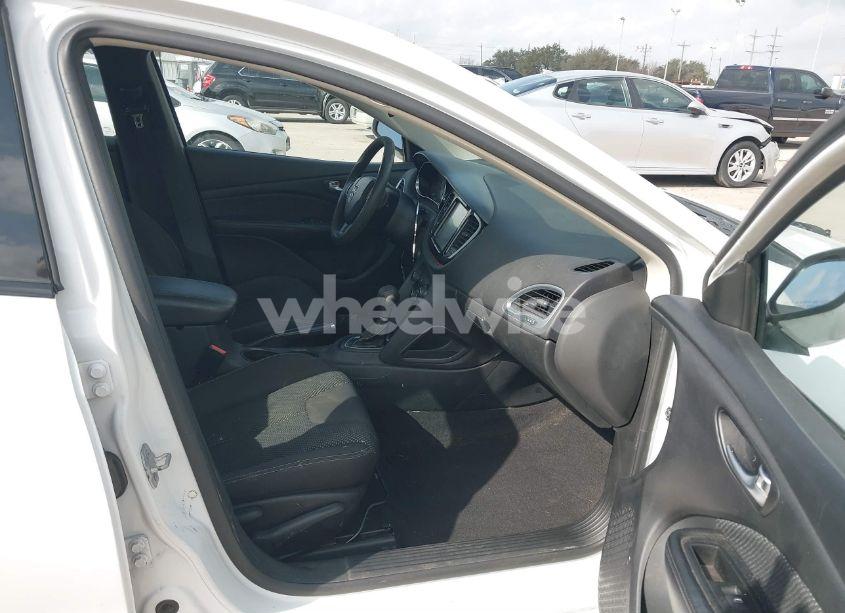 Photo 5 of 2015 Dodge Dart SXT (VIN 1C3CDFBB9FD278078)