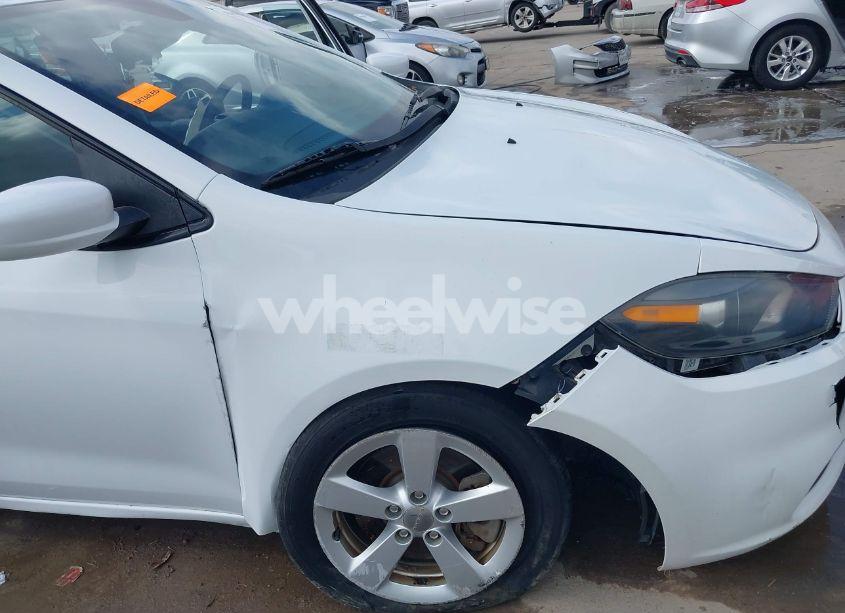 Photo 6 of 2015 Dodge Dart SXT (VIN 1C3CDFBB9FD278078)