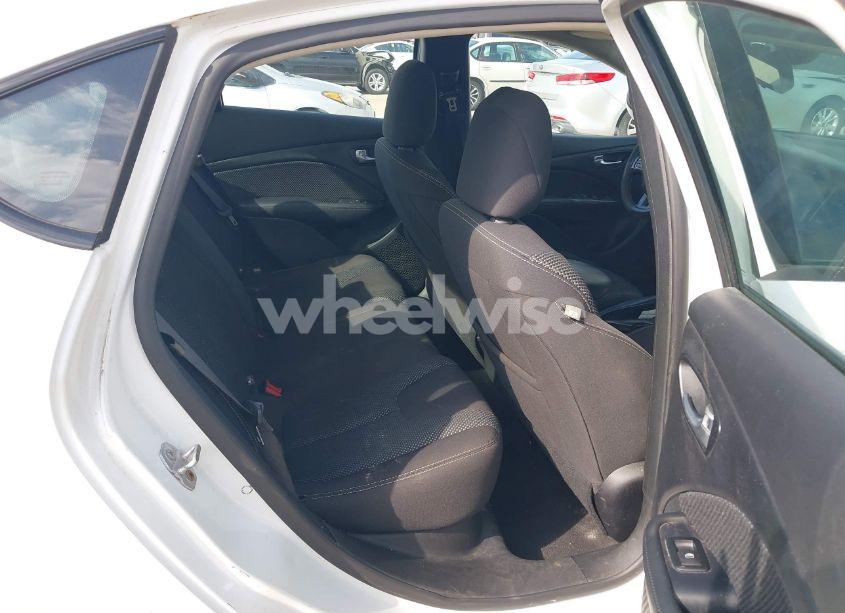 Photo 8 of 2015 Dodge Dart SXT (VIN 1C3CDFBB9FD278078)