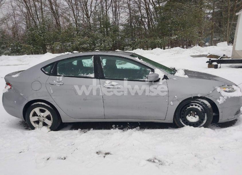 Photo 6 of 2015 Dodge Dart SXT (VIN 1C3CDFBB9FD310169)